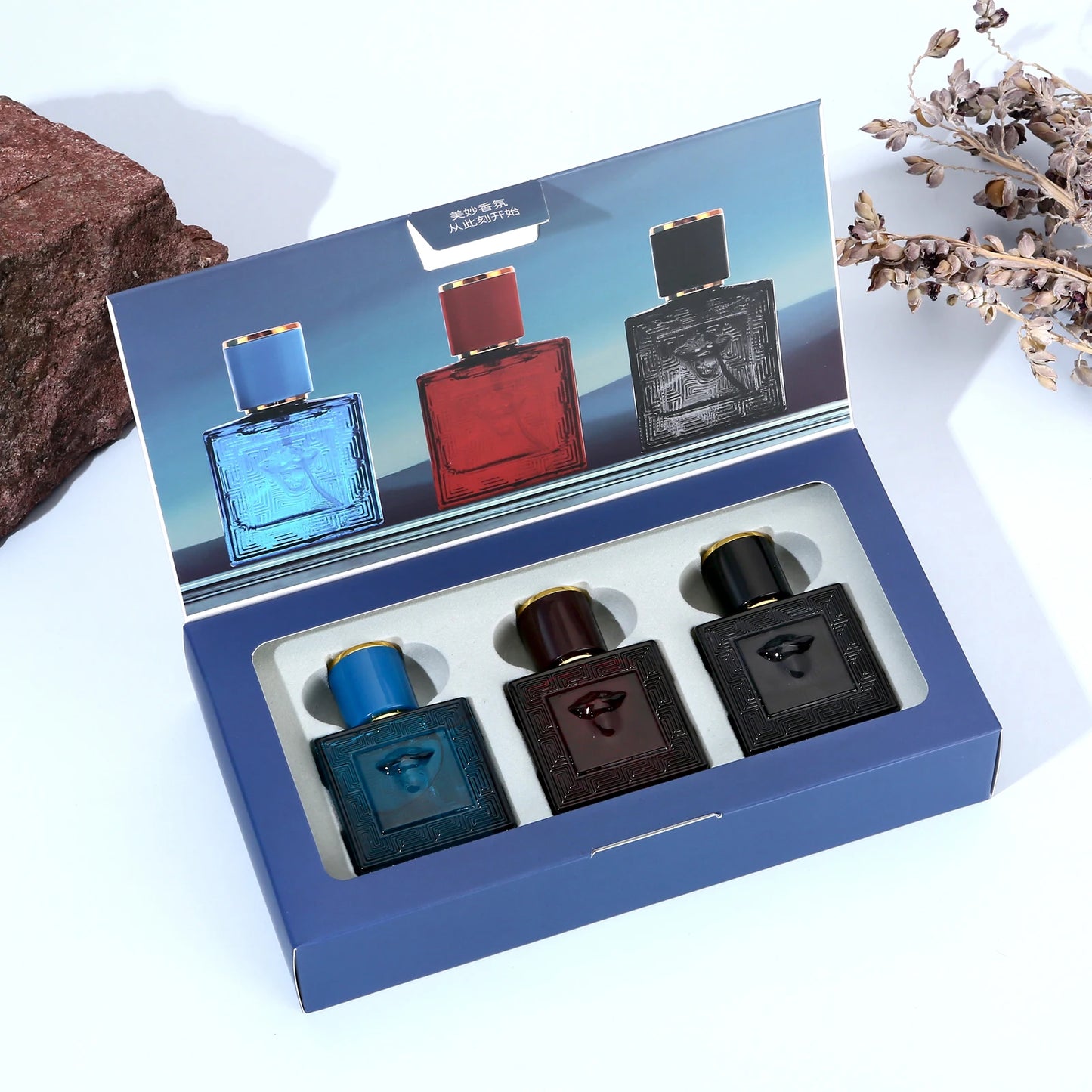 Luxury Floral & Woody Perfume Gift Set for Women – 3×30ml Eau de Toilette